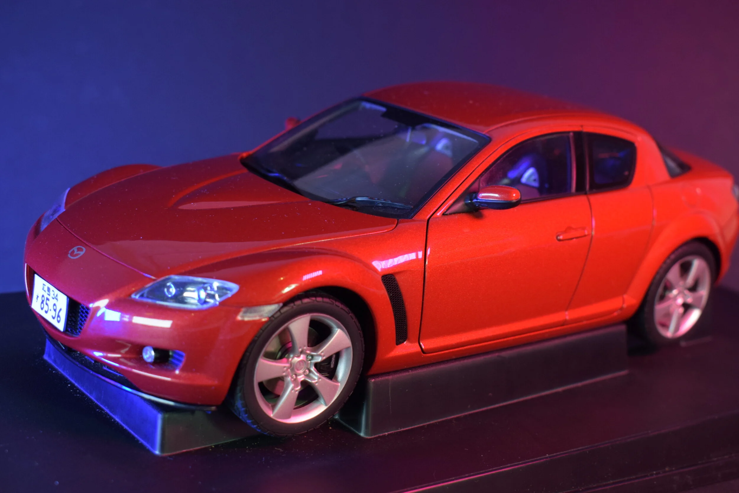 超ポイントバック祭】 1 18 AUTOart オートアート MAZDA RX-8 マツダ